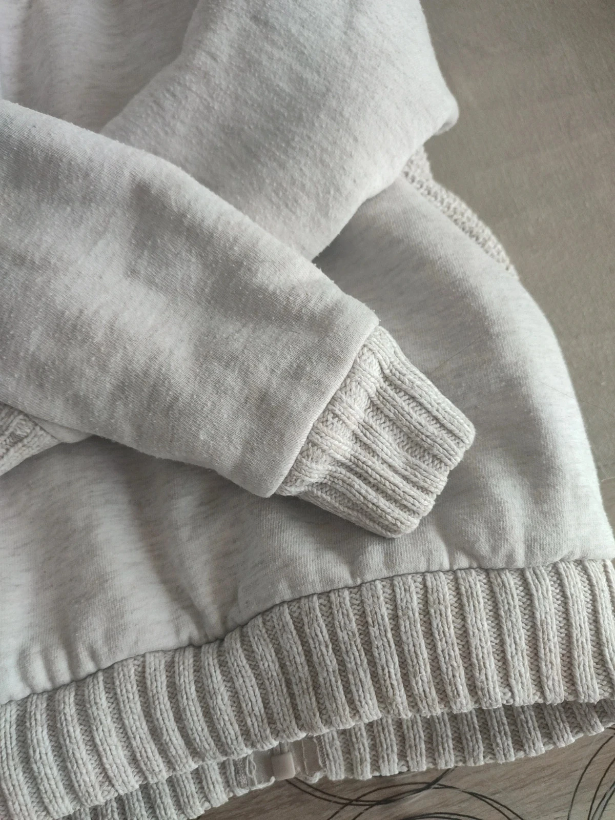 Polaire gebreid vest met capuchon 4 jaar – photo 8